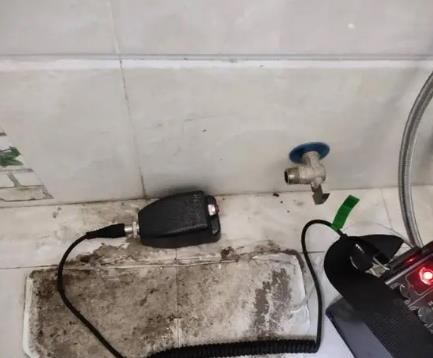 阿图什屋顶漏水维修公司分享下卫生间漏水的危害及解决方法